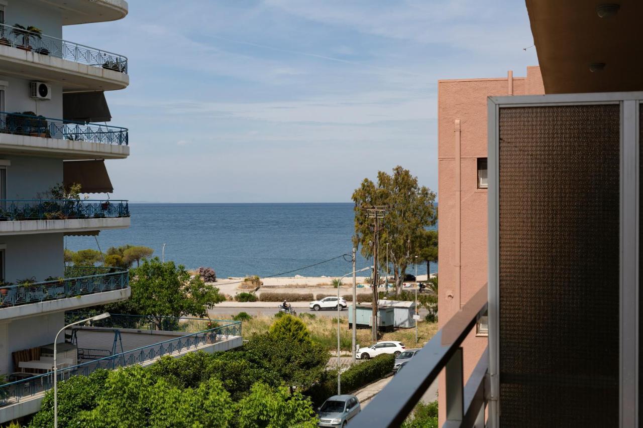 Delfini Hotel Патра Екстериор снимка